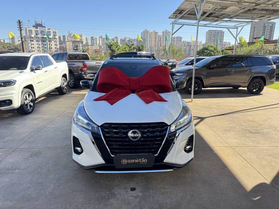 NISSAN KICKS 1.6 16V FLEXSTART EXCLUSIVE XTRONIC NISSAN KICKS 1.6 16V FLEXSTART EXCLUSIVE XTRONIC